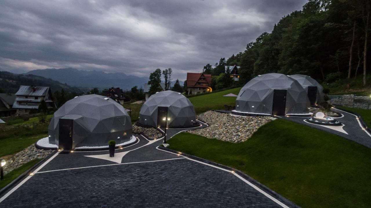 Отель Glamp Royal Бялы-Дунаец Экстерьер фото