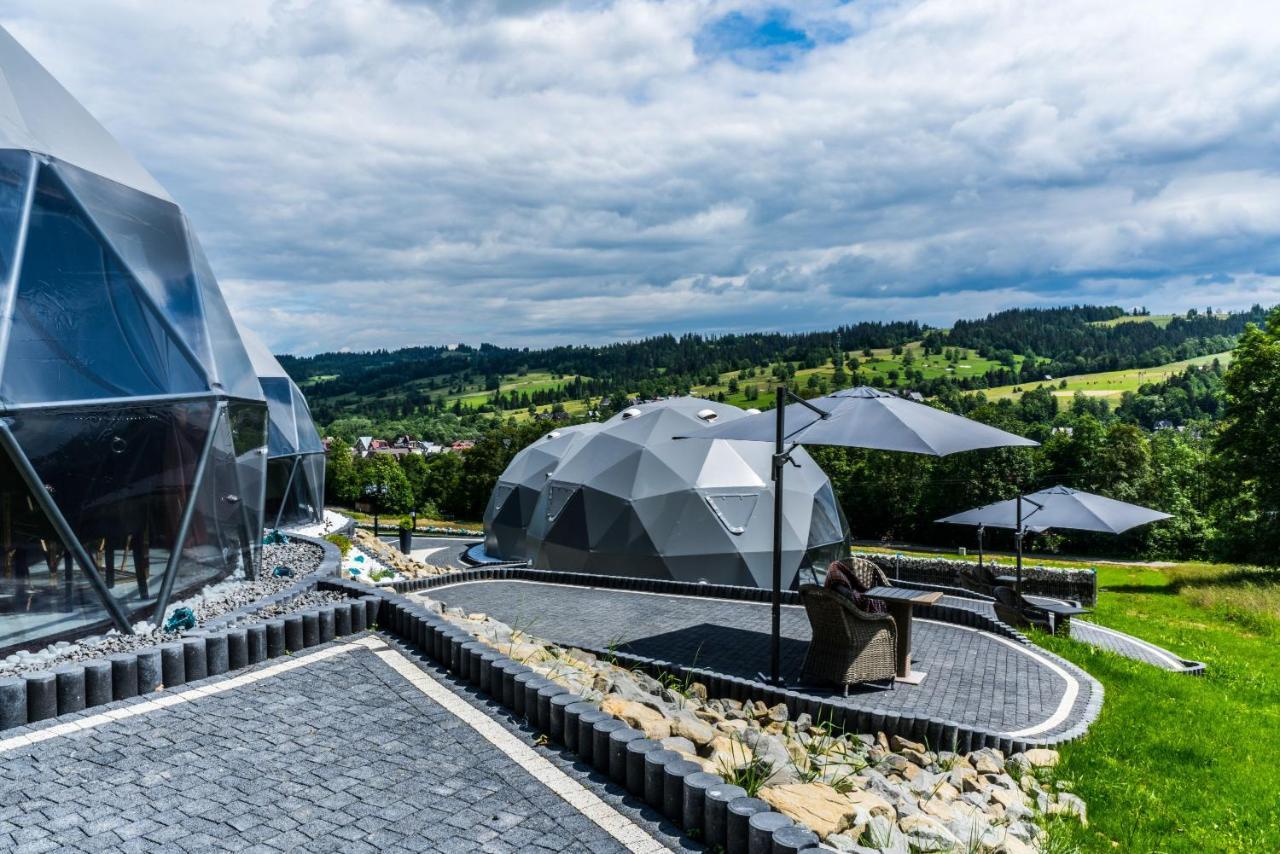 Отель Glamp Royal Бялы-Дунаец Экстерьер фото