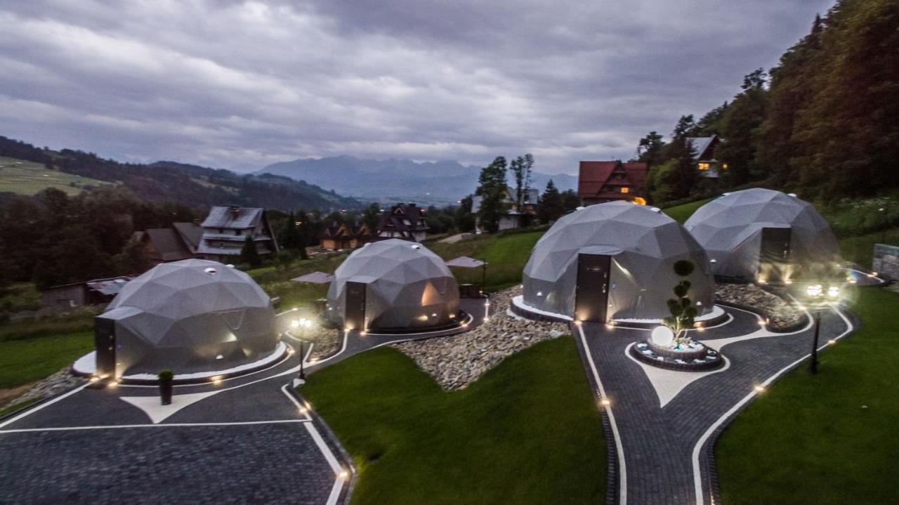 Отель Glamp Royal Бялы-Дунаец Экстерьер фото