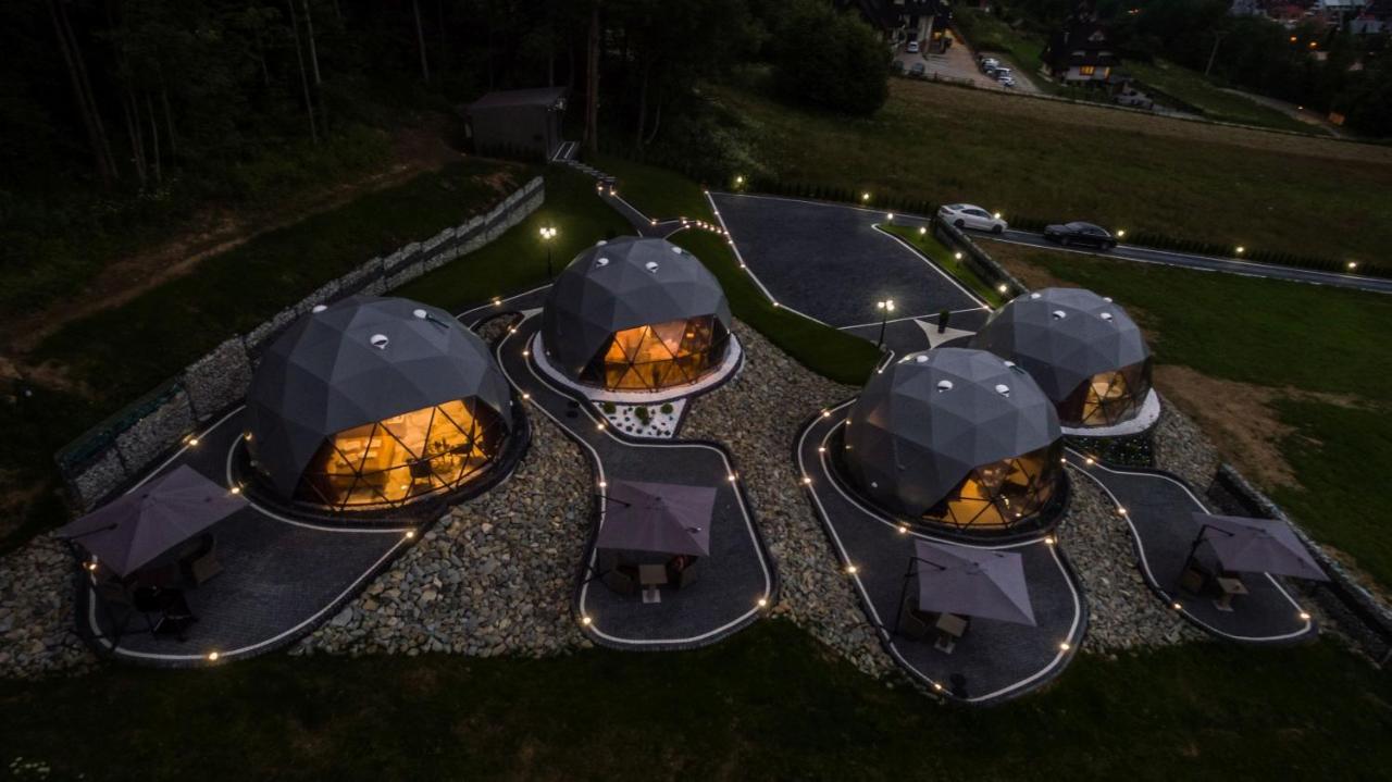 Отель Glamp Royal Бялы-Дунаец Экстерьер фото