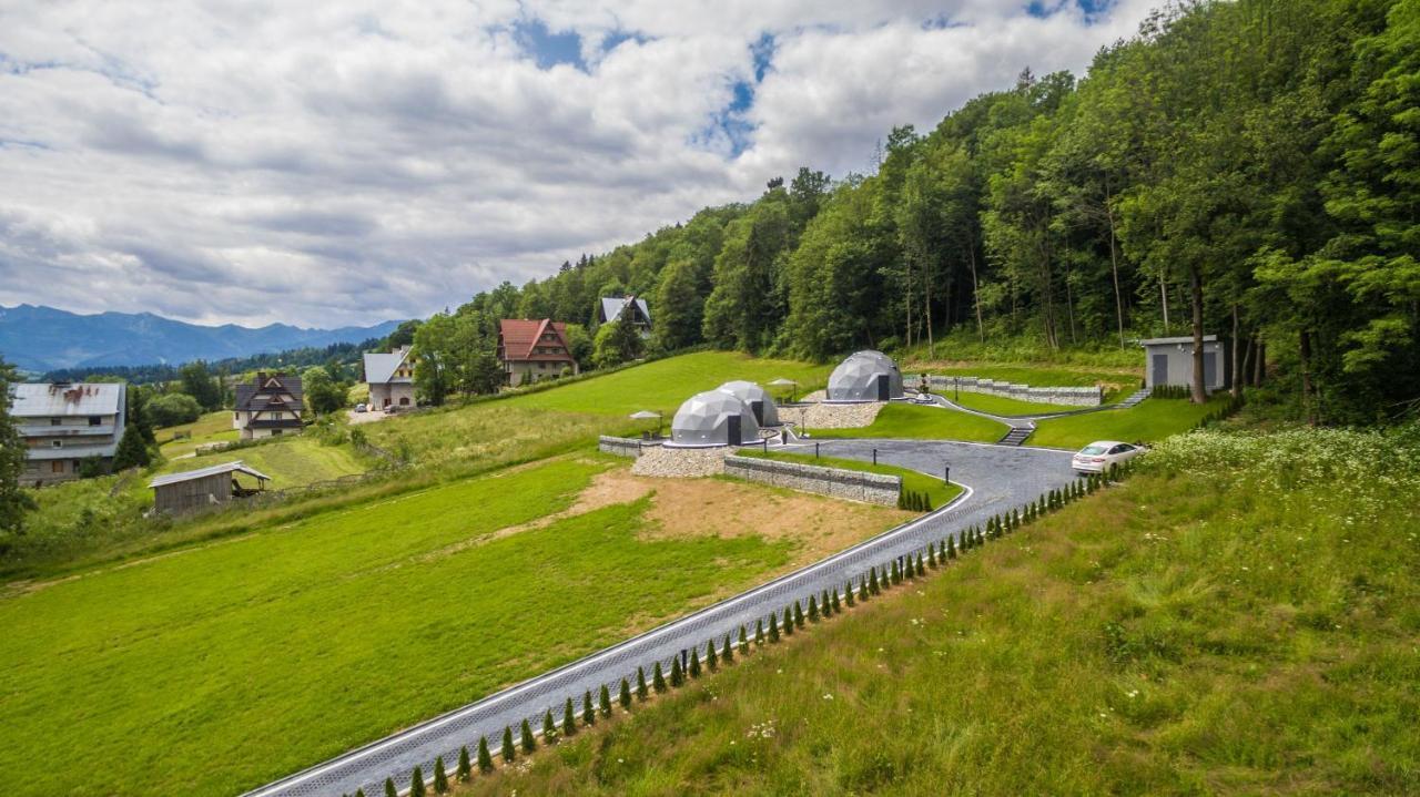 Отель Glamp Royal Бялы-Дунаец Экстерьер фото
